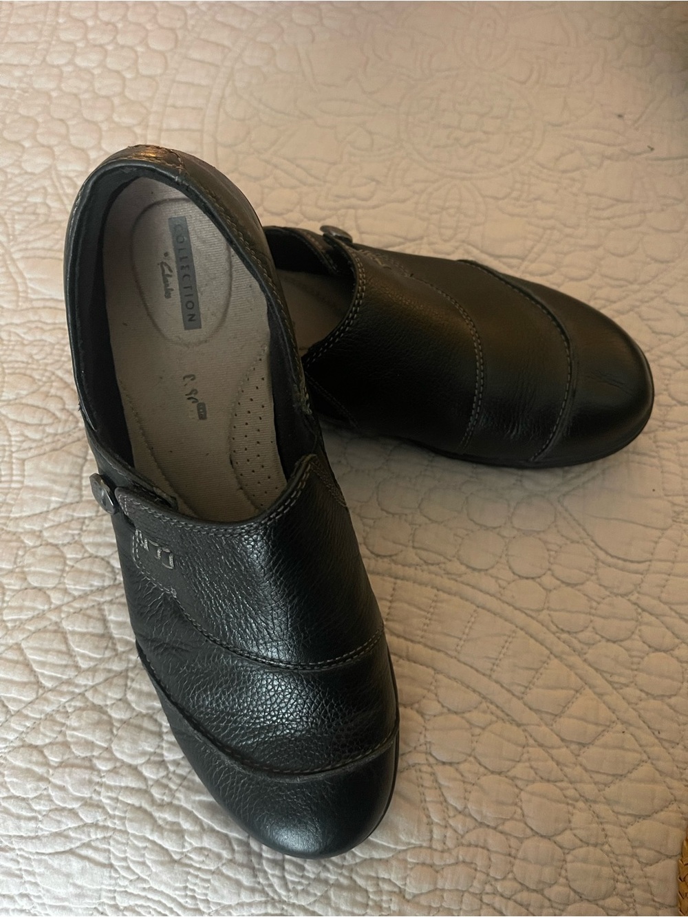 Clarks Women’s Black Leather Slip-On Comfort Shoes